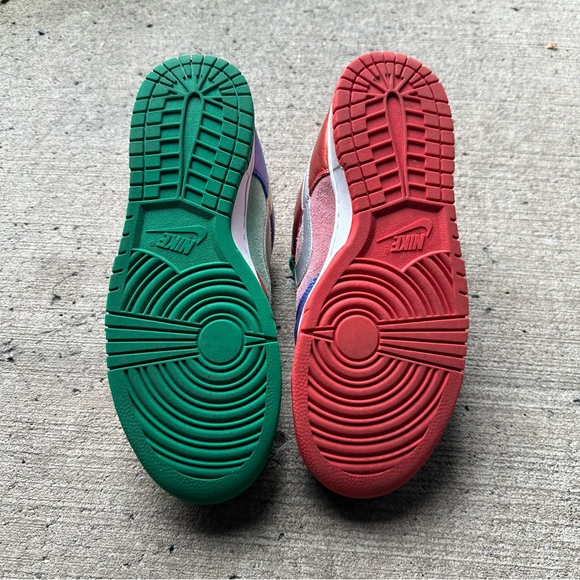 Nike Dunk Low "Sunset Pulse" women’s size 11 men’s size 9.5 - Picture 6 of 6